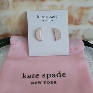 New kate spade Mini Scallop Stud Earrings